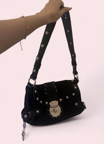 Guess vintage shoulder - vintage, hand