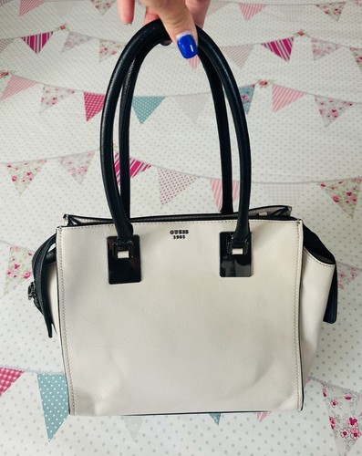 Guess beige medium - beige, hand